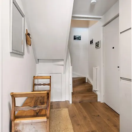 Rothornblick 65 By アローザ